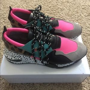 STEVE MADDEN Cliff Bright Multi Designer Sneakers!